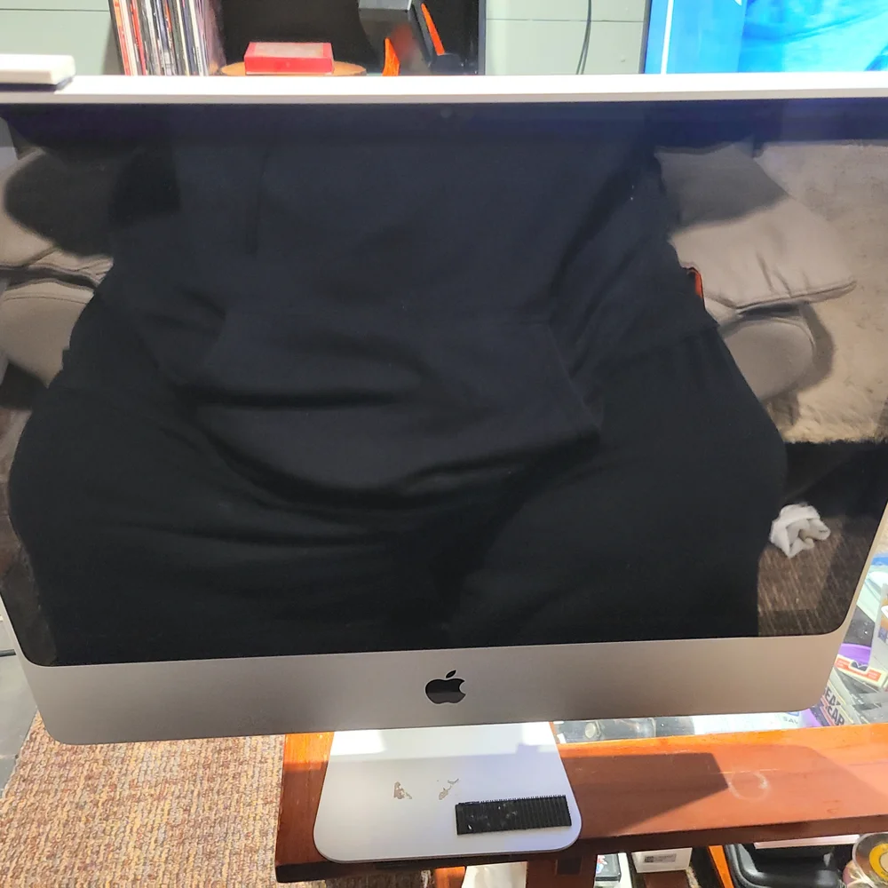 Apple iMac All In One READ DESCRIPTION!